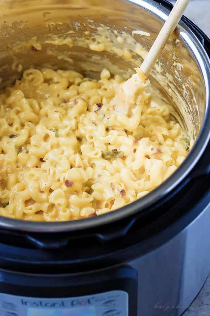 Ariel view of cooked instant pot mac and cheese in an open instant pot.