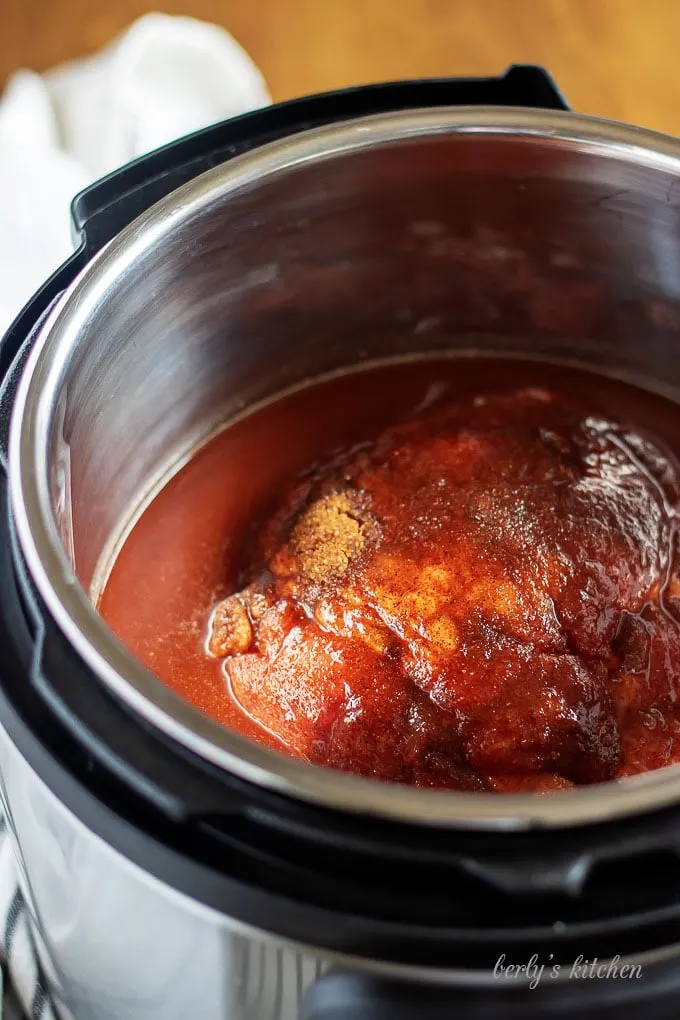 An aerial photo of the cooked pork in the instant pot.