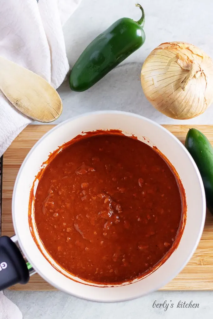 Aerial photo of the bean-less chili, onions, and jalapeno garnish.