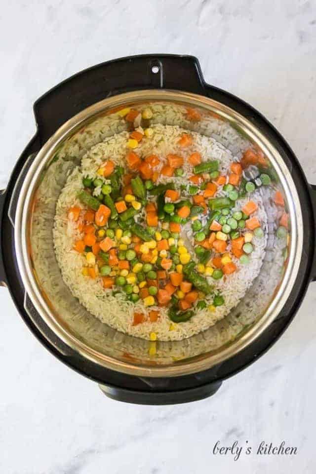 One Minute Pressure Cooker Rice And Vegetables