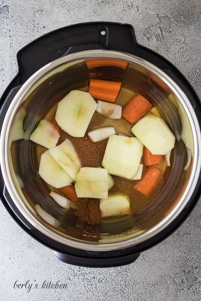 Instant Pot Acorn Squash Soup