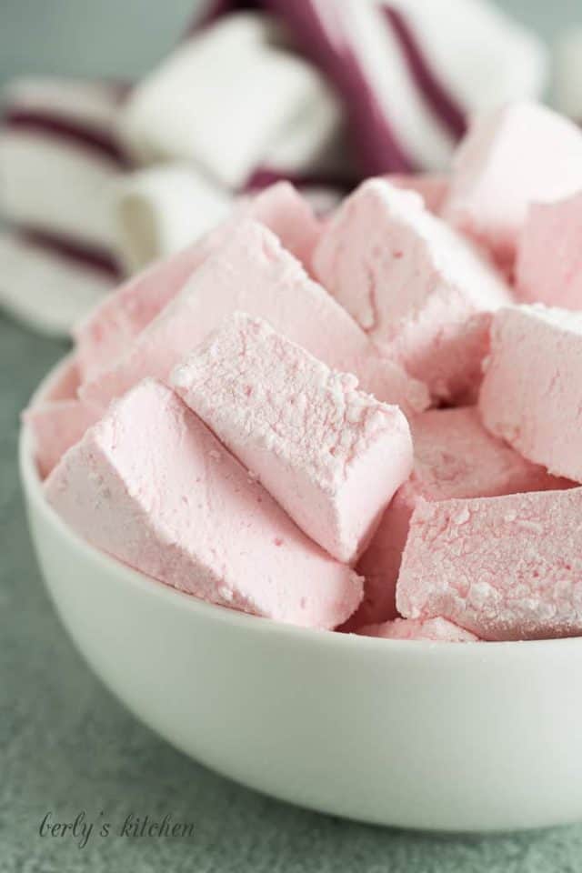 Homemade Strawberry Marshmallows Recipe