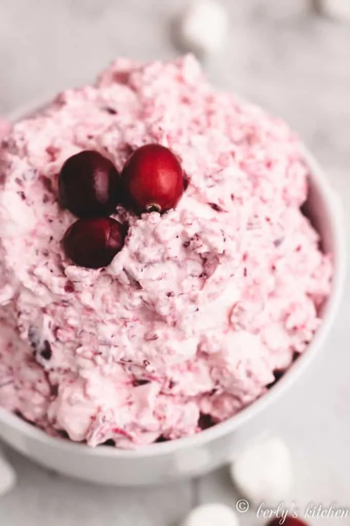 An up-close photo of the finished fluff in a bowl.