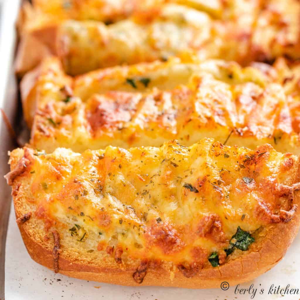 Quick Cheesy Garlic Bread