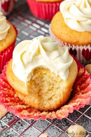 Macadamia Cupcakes With White Chocolate Frosting