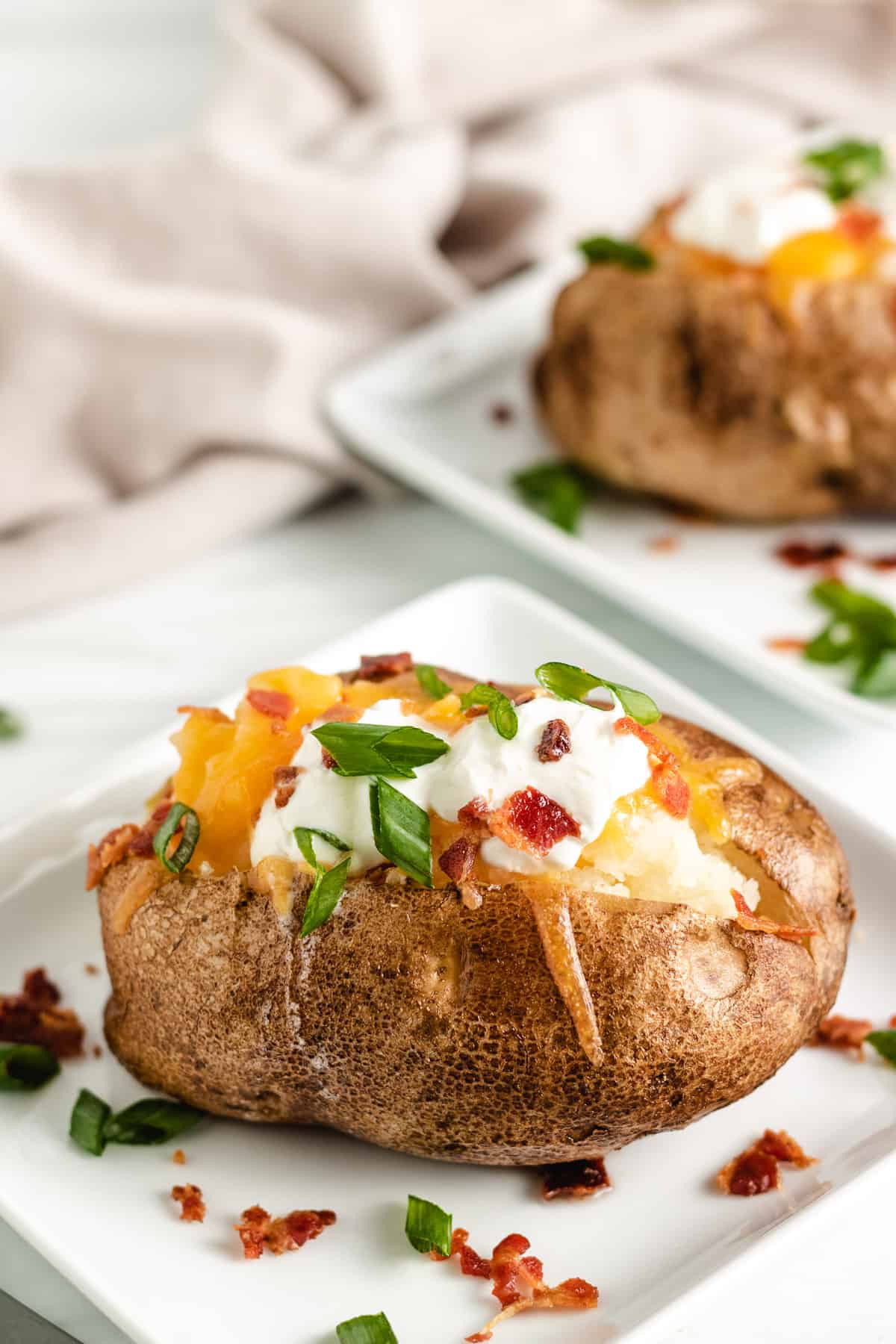 https://www.berlyskitchen.com/wp-content/uploads/2021/09/Crock-Pot-Baked-Potatoes-11.jpg