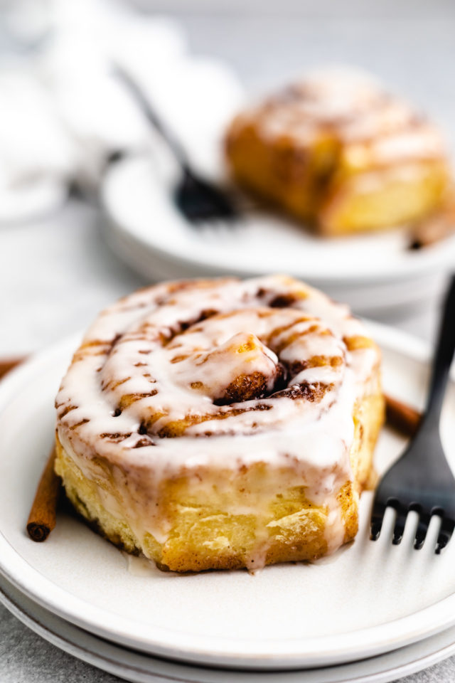 Cinnamon Rolls (with Heavy Cream)